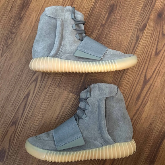 YEEZY BOOST 750 'GREY GUM‘ - Picture 2 of 5